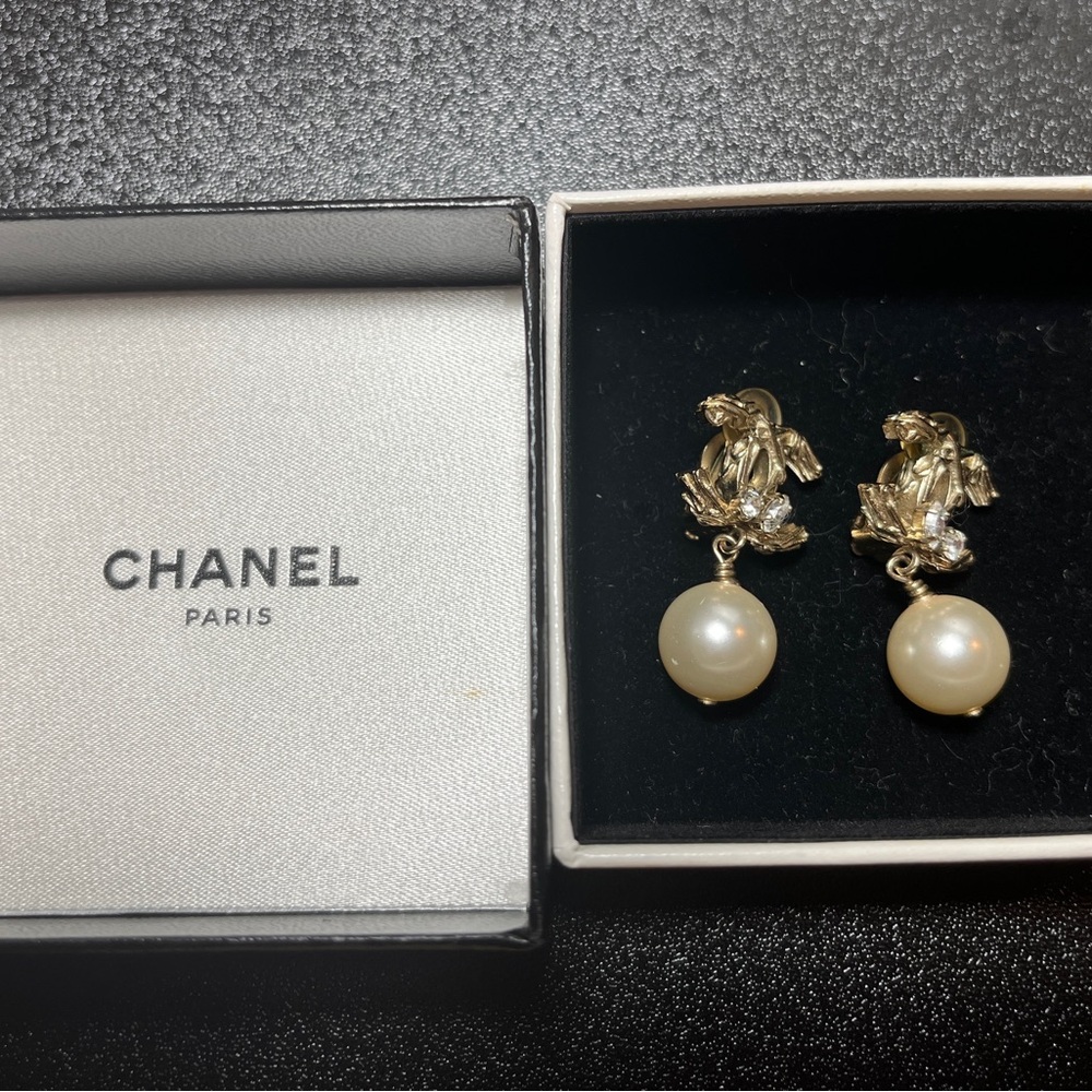 CHANEL Gold Floral Earrings with Pearl Accents